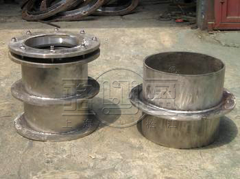 柔性防水他管和<a href=http://www.www.lqjinxiu.com target=_blank class=infotextkey>剛性防水套管</a>